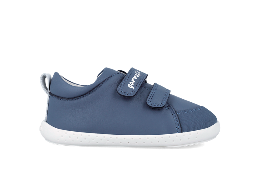 Obuwie dzieci ce GARVALIN model GARVALIN granatowe po buty Barefoot 242322 B dostepne w sklepie www.metookids.pl